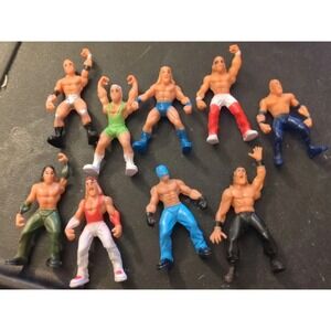 Lot of 11 WWE WWF Jakks Pacific Others  2" Mini Wrestling Figures 2006